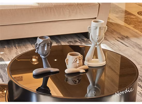 China Manufacturer Great Gift Idea Desk Art Resin Head Ornament for Promotion